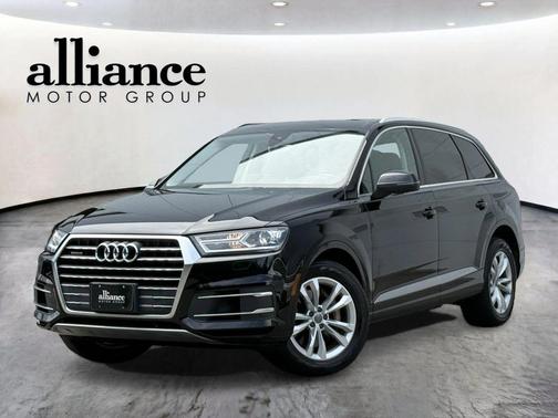 Black 2017 Audi Q7 3.0T Premium