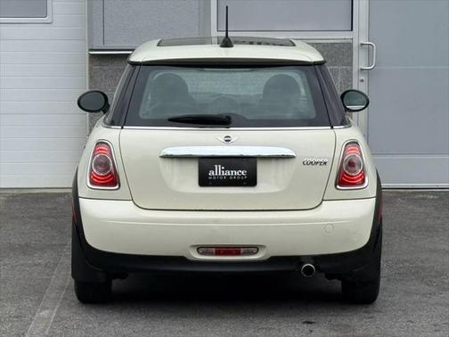 2011 MINI Cooper Base