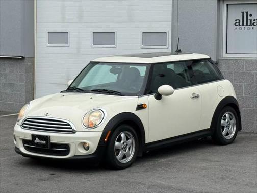 2011 MINI Cooper Base