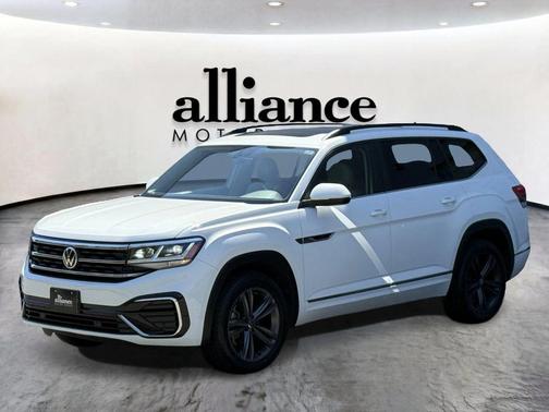 White 2021 Volkswagen Atlas SE R-Line 4Motion w/Tech Pkg Sport Utility 4D
