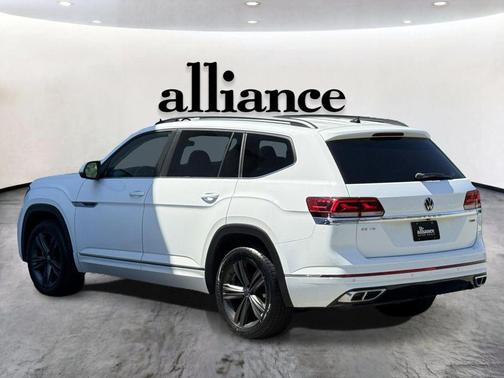 White 2021 Volkswagen Atlas SE R-Line 4Motion w/Tech Pkg Sport Utility 4D
