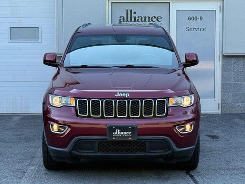 2019 Jeep Grand Cherokee Laredo