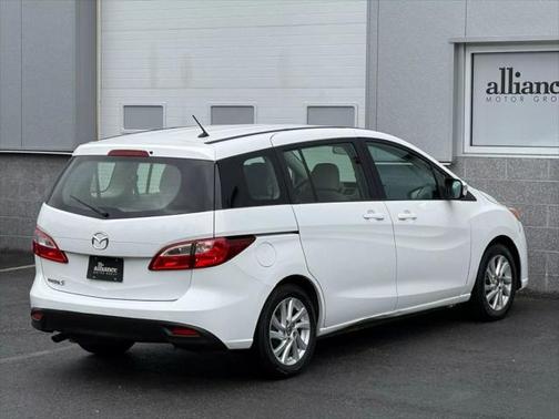 2014 Mazda Mazda5 Sport
