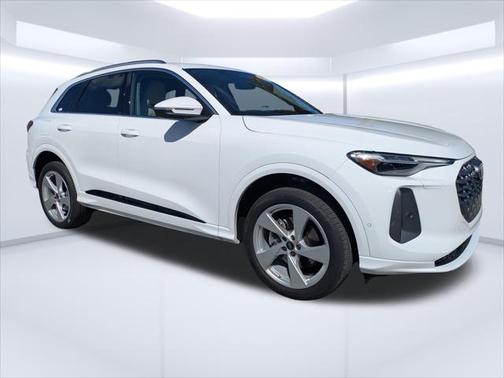 2025 Audi Q5 Premium Plus TFSI quattro S tronic