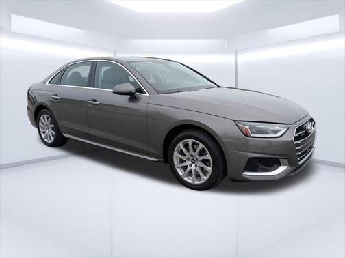 2022 Audi A4 Premium 40 TFSI quattro S tronic