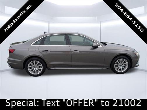 2022 Audi A4 Premium 40 TFSI quattro S tronic
