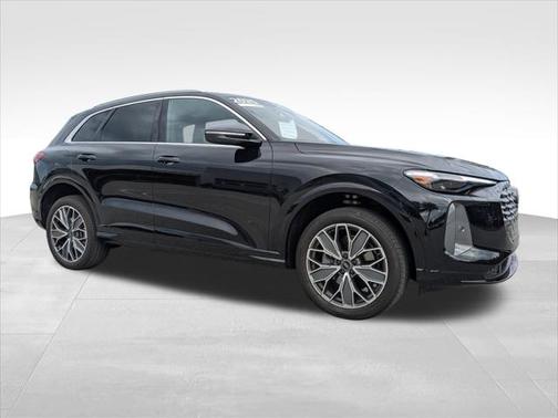 2025 Audi Q5 Premium Plus TFSI quattro S tronic