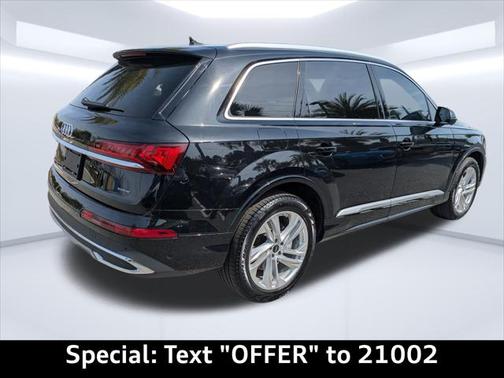 2023 Audi Q7 Premium Plus 45 TFSI quattro Tiptronic