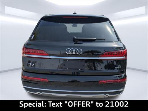 2023 Audi Q7 Premium Plus 45 TFSI quattro Tiptronic