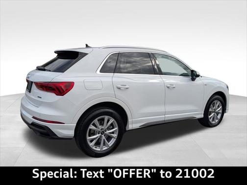 2025 Audi Q3 Premium 45 TFSI S line quattro Tiptronic