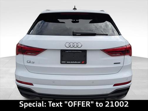 2025 Audi Q3 Premium 45 TFSI S line quattro Tiptronic