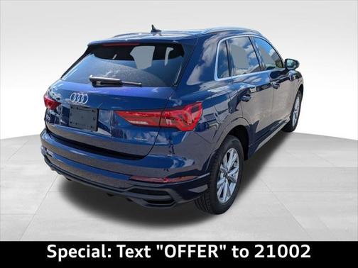 2025 Audi Q3 Premium 45 TFSI S line quattro Tiptronic