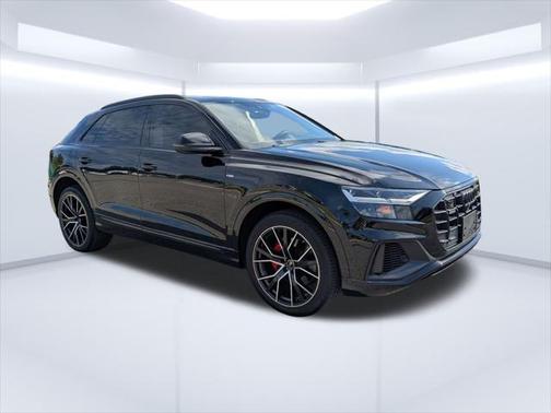2022 Audi Q8 Premium Plus 55 TFSI quattro Tiptronic