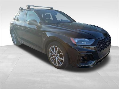 2024 Audi Q5 Premium Plus 55 TFSI e S line quattro S tronic