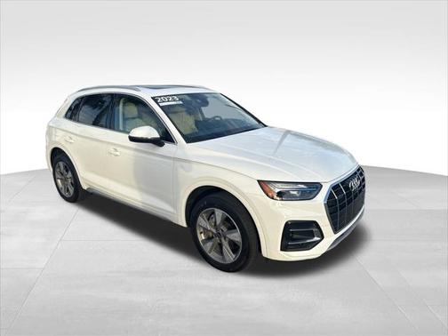 2023 Audi Q5 Premium Plus 40 TFSI quattro S tronic