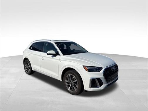 2023 Audi Q5 Premium Plus 45 TFSI S line quattro