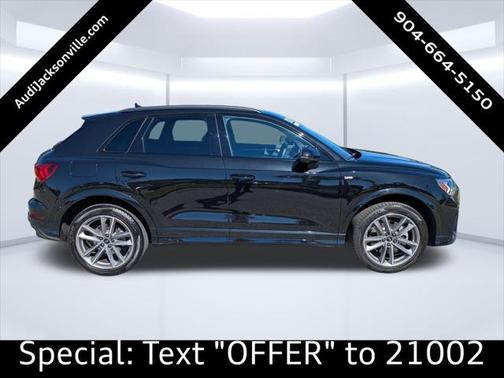 2025 Audi Q3 Premium 45 TFSI S line quattro Tiptronic