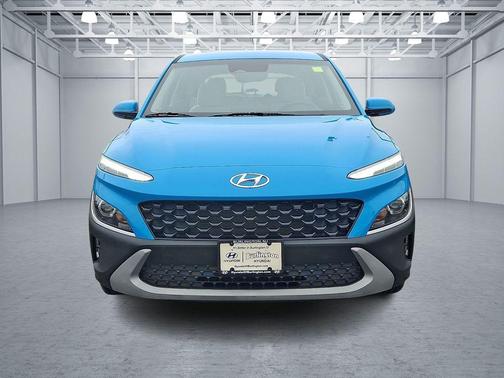 2023 Hyundai KONA SE