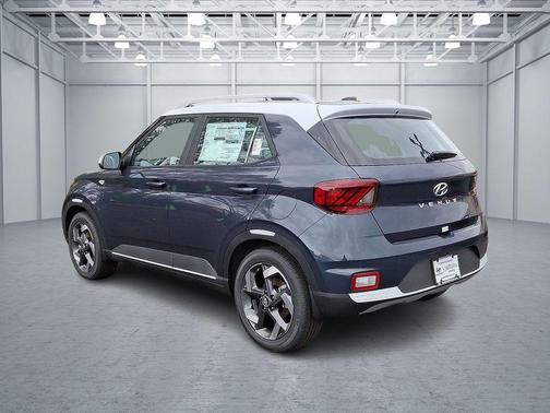 2025 Hyundai VENUE Limited