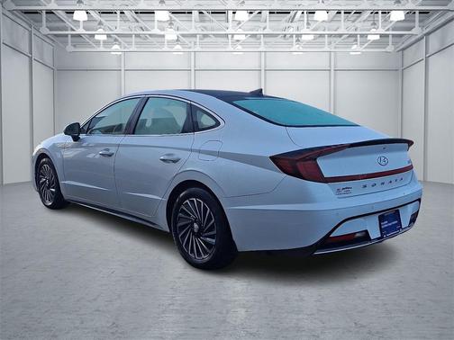 2021 Hyundai SONATA Limited 2.0T