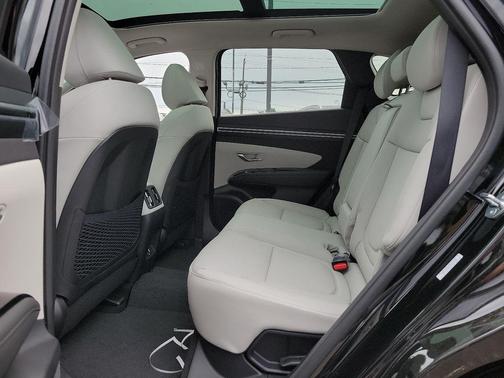 Ash Black 2024 Hyundai TUCSON Plug-In Hybrid Limited