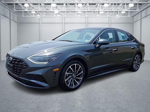 2022 Hyundai SONATA Limited