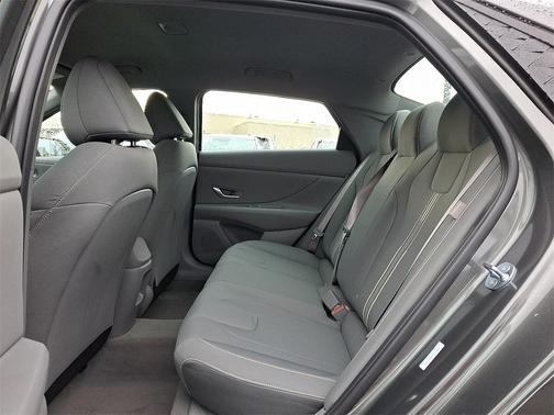 2026 Hyundai ELANTRA Sport