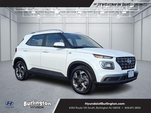 2025 Hyundai VENUE SEL