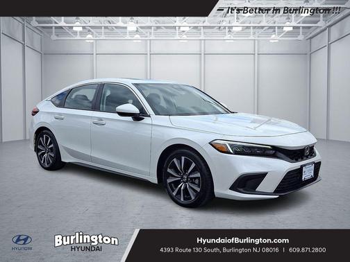 Platinum White 2024 Honda Civic EX-L