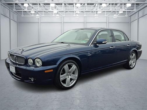 2008 Jaguar XJ Base