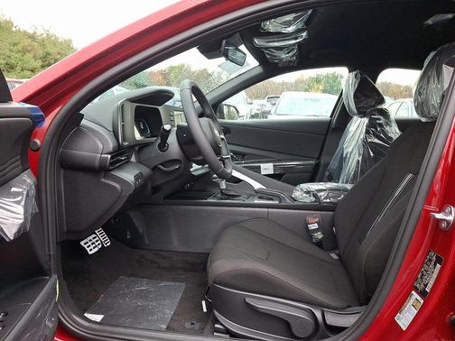 2025 Hyundai ELANTRA Sport