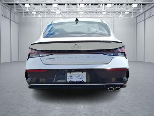 Atlas White 2025 Hyundai ELANTRA N Line