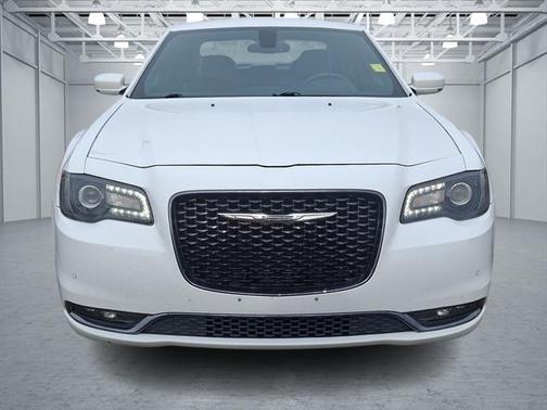 2016 Chrysler 300 S