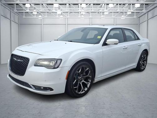 2016 Chrysler 300 S