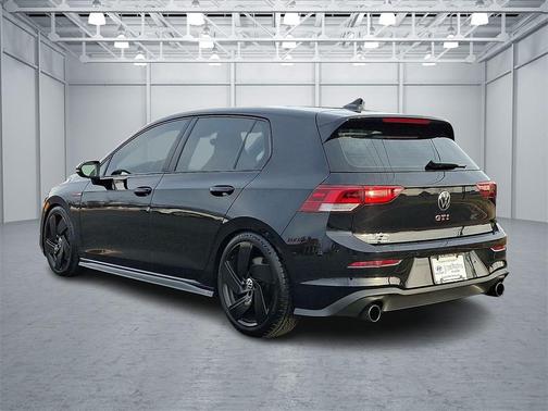 2023 Volkswagen Golf GTI 2.0T S DSG