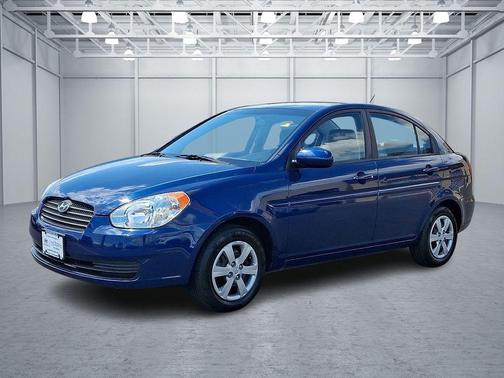 Dark Sapphire Blue Pearl 2010 Hyundai Accent GLS