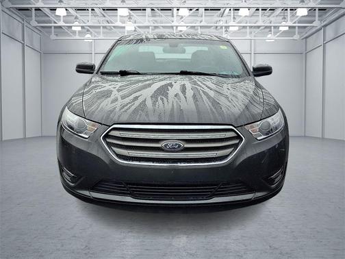 2016 Ford Taurus SEL