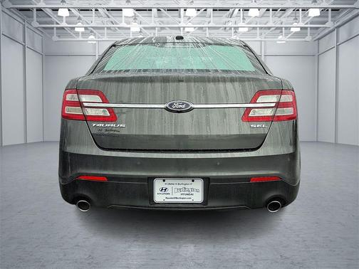 2016 Ford Taurus SEL