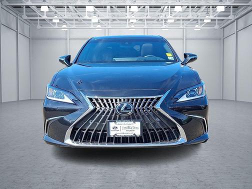 Caviar 2024 Lexus ES 300h Luxury