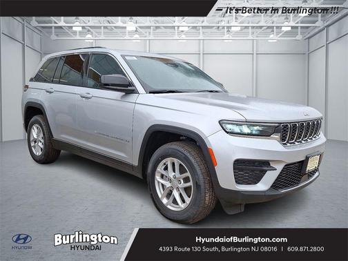 2024 Jeep Grand Cherokee Laredo