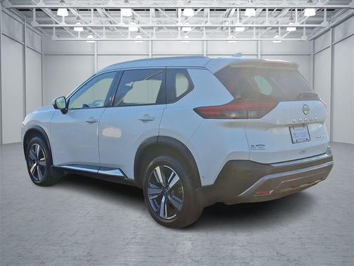 2022 Nissan Rogue SL