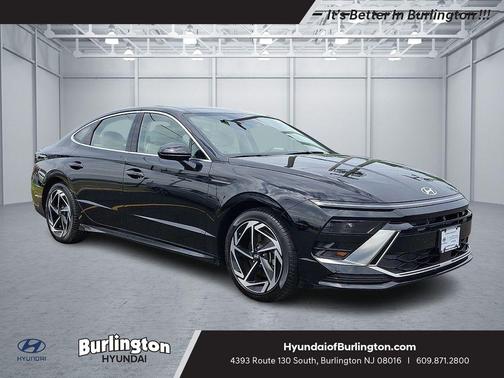 Abyss Black 2025 Hyundai SONATA SEL