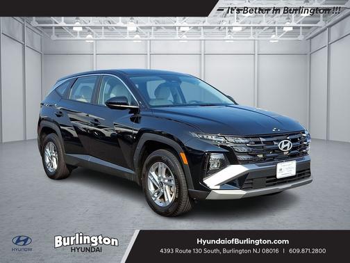 Phantom Black 2026 Hyundai TUCSON SE