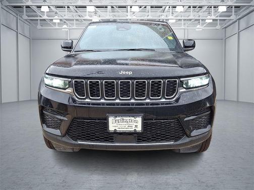 2024 Jeep Grand Cherokee Laredo