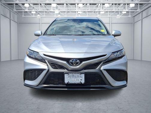Celestial Silver Metallic 2021 Toyota Camry SE