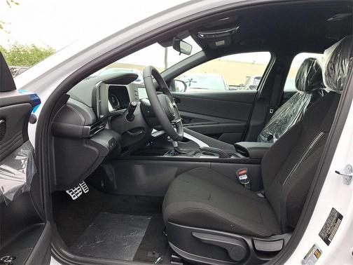 2025 Hyundai ELANTRA Sport