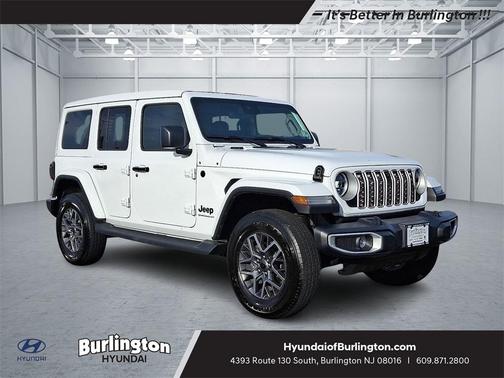 2025 Jeep Wrangler 4-Door Sahara 4x4
