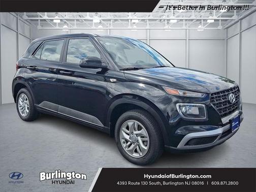 2022 Hyundai VENUE SE