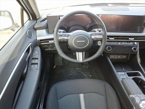 2025 Hyundai SONATA Hybrid SE