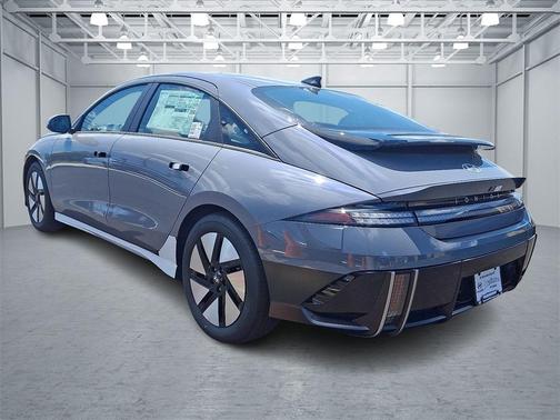 2025 Hyundai IONIQ 6 SE